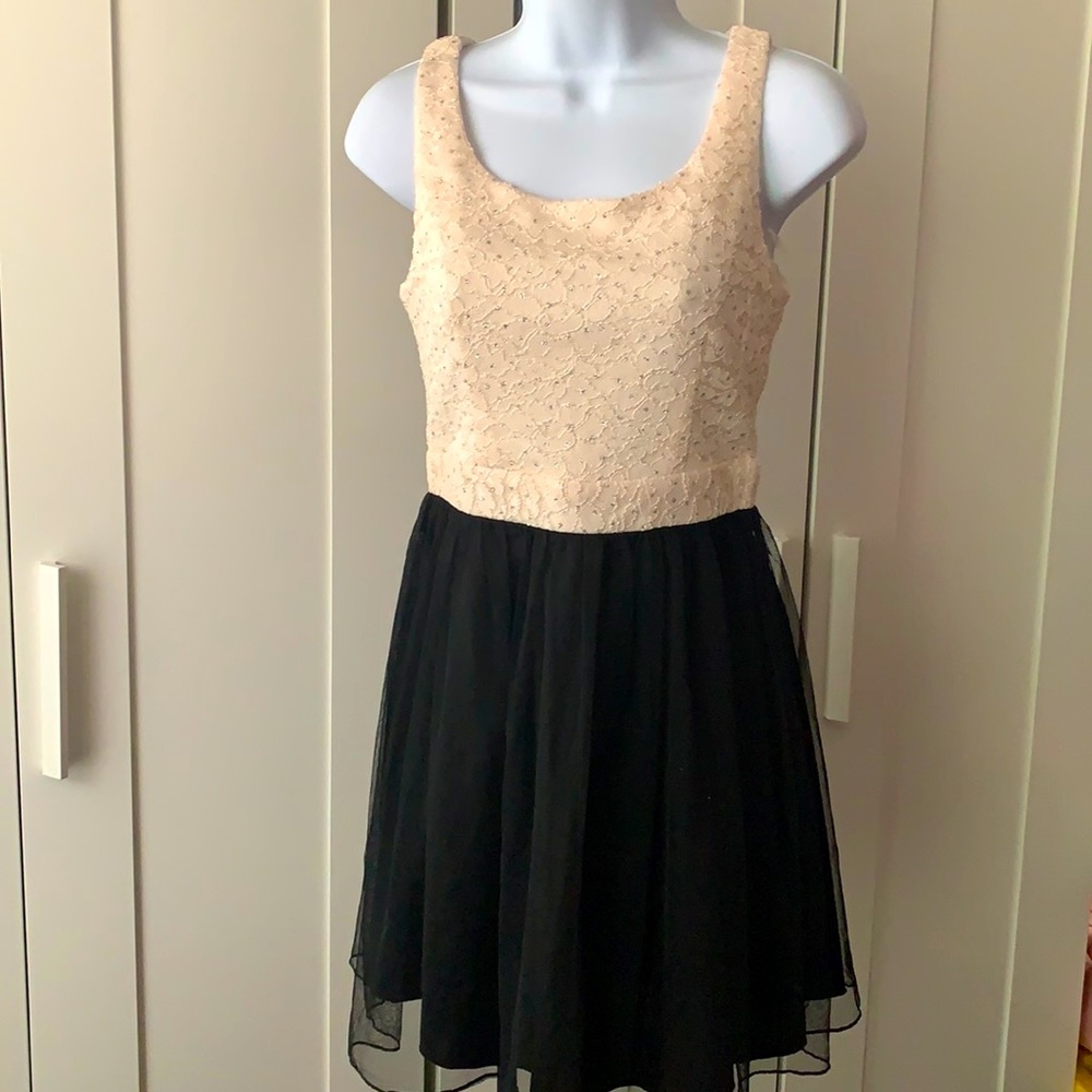 Speechless dress